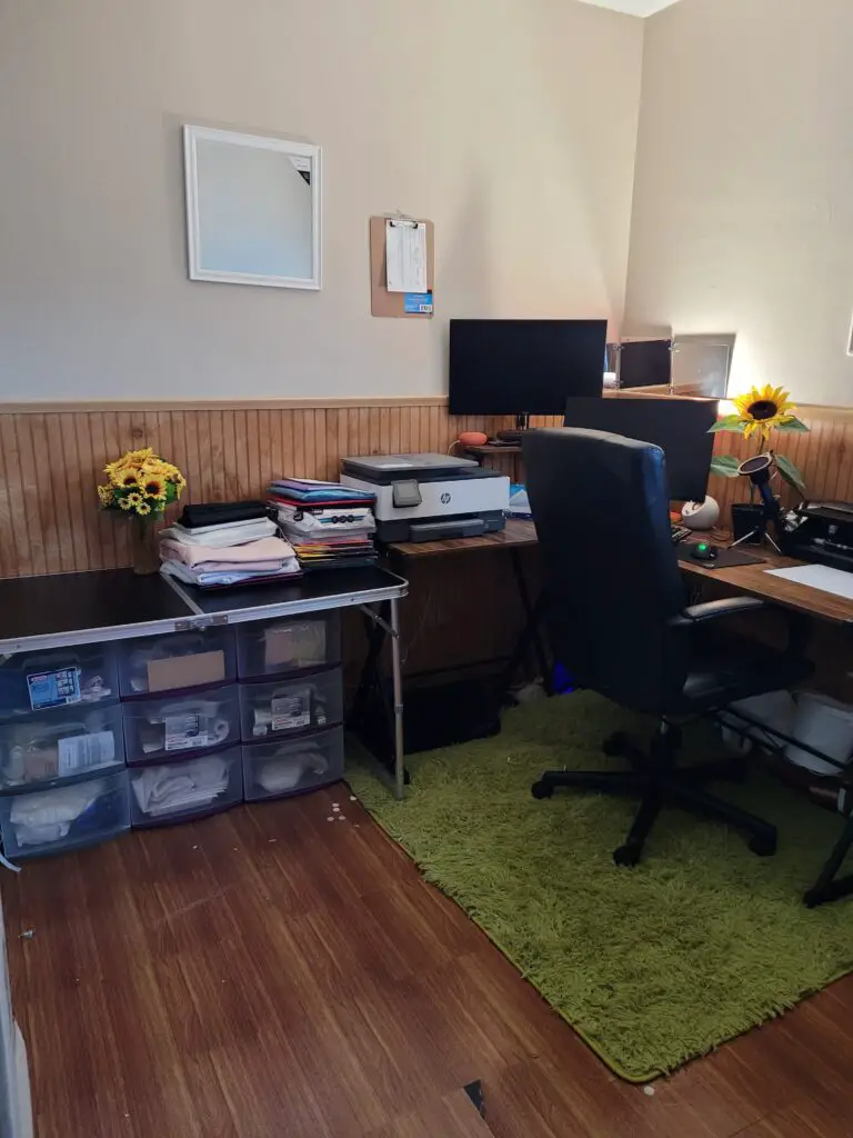 How to Balance Working from Home and Homeschooling