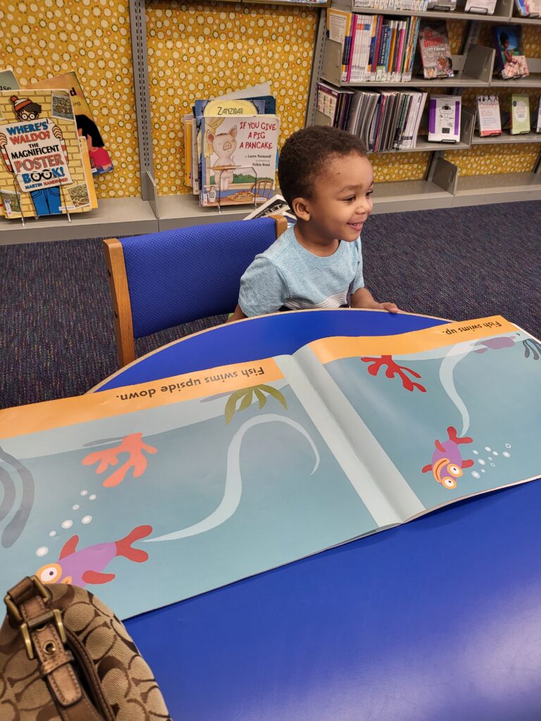 Do Montessori schools follow a curriculum